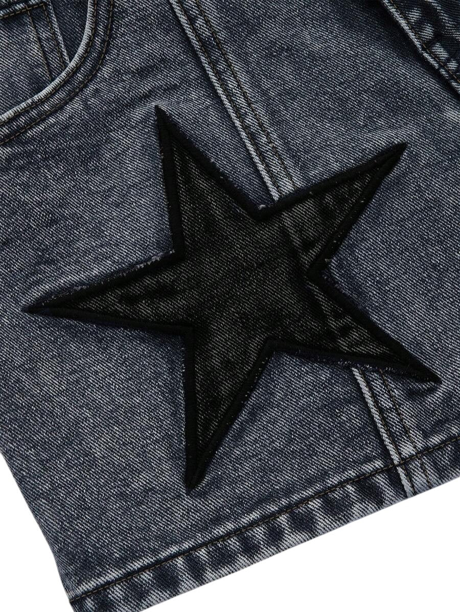 Women's Blue Star Appliqué Utility Pocket Denim Shorts
