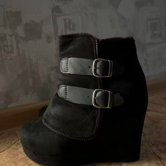 Women's black Boots