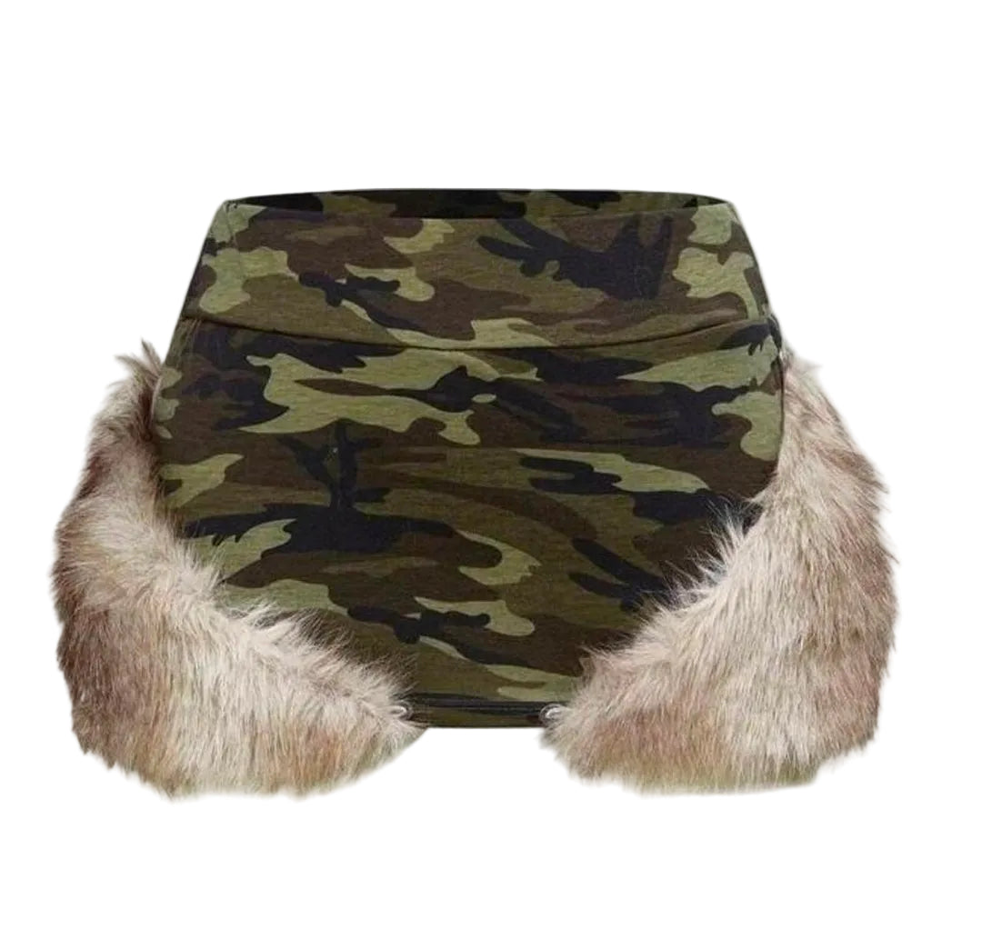 2PCS Camouflage Fur Patchwork Chain Halter Mini Skirt Set