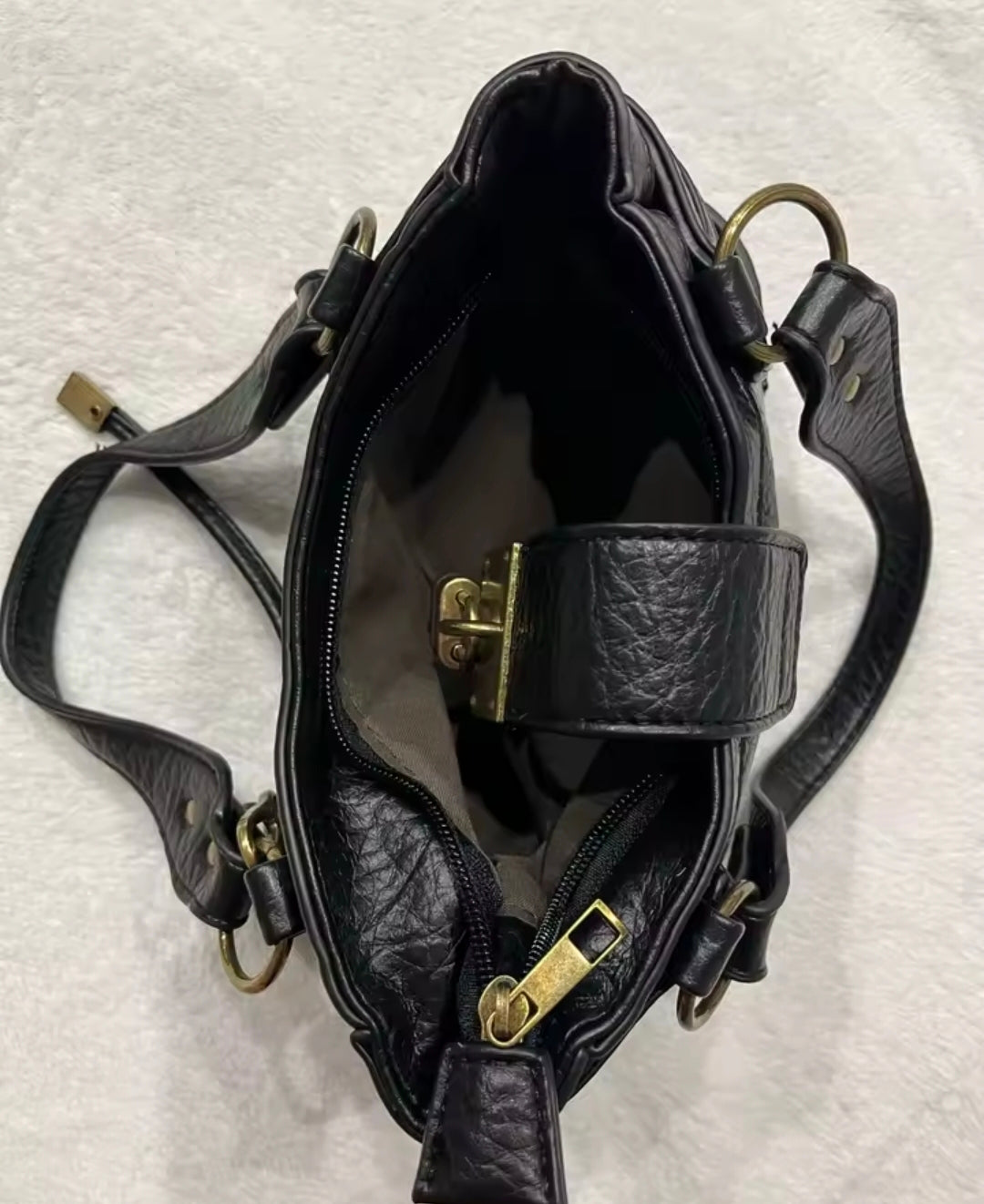Black Retro Leather Rivet Studded Handbag